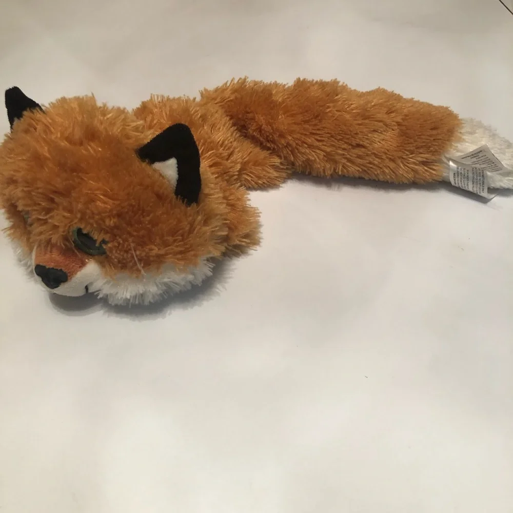 Fiesta Realistic plush fox beanie - Picture 1 of 8